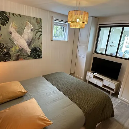 Apartament Les Katikias *
