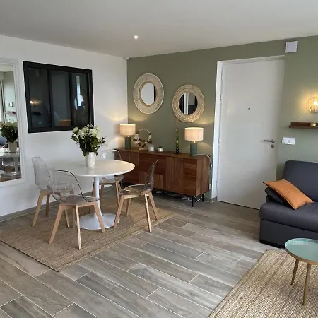 Superbe T2 44m2 - Grande Terrasse Vue Panoramique Exceptionnelle Piscine - Parking