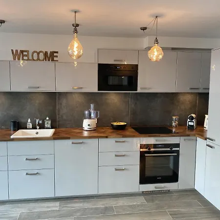 Les Katikias Lägenhet *