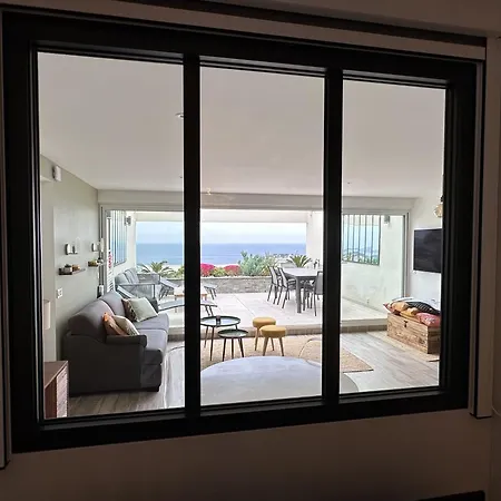 Superbe T2 44m2 - Grande Terrasse Vue Panoramique Exceptionnelle Piscine - Parking Bandol